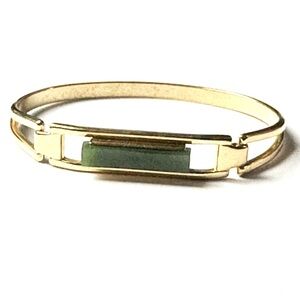 AVON Gold Tone Bracelet with Jade Green Stone Accent - Small